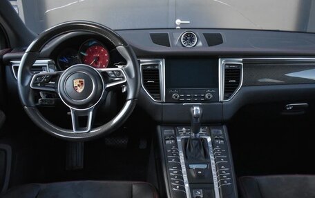 Porsche Macan I рестайлинг, 2017 год, 3 999 999 рублей, 13 фотография