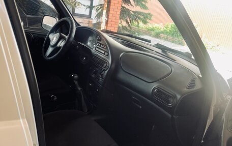 Chevrolet Niva I рестайлинг, 2013 год, 297 000 рублей, 6 фотография