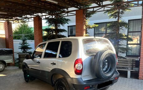 Chevrolet Niva I рестайлинг, 2013 год, 297 000 рублей, 3 фотография