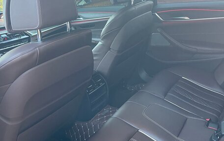 BMW 5 серия, 2018 год, 5 700 000 рублей, 5 фотография