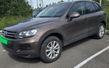 Volkswagen Touareg III, 2010 год, 2 000 000 рублей, 3 фотография