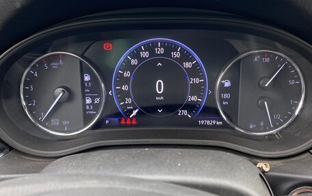 Opel Insignia II рестайлинг, 2019 год, 2 000 000 рублей, 10 фотография