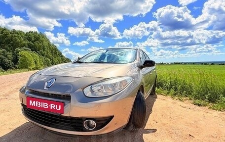 Renault Fluence I, 2012 год, 600 000 рублей, 2 фотография