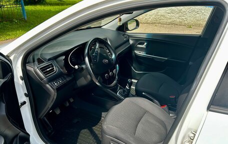 KIA Rio III рестайлинг, 2016 год, 1 020 000 рублей, 25 фотография