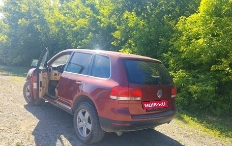 Volkswagen Touareg III, 2003 год, 600 000 рублей, 2 фотография