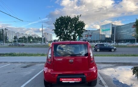 KIA Soul I рестайлинг, 2011 год, 700 000 рублей, 3 фотография