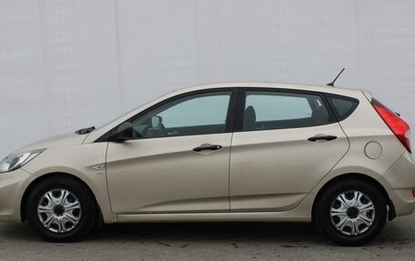 Hyundai Solaris II рестайлинг, 2012 год, 695 000 рублей, 4 фотография