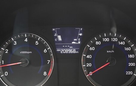 Hyundai Solaris II рестайлинг, 2012 год, 695 000 рублей, 11 фотография