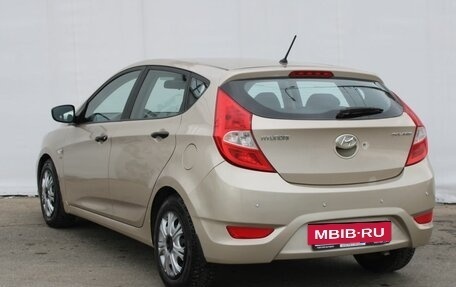 Hyundai Solaris II рестайлинг, 2012 год, 695 000 рублей, 5 фотография