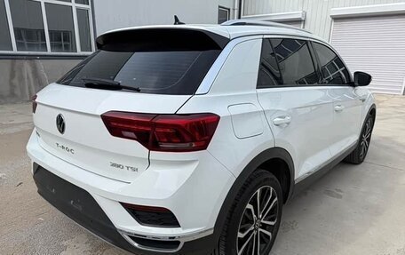 Volkswagen T-Roc I, 2022 год, 1 730 000 рублей, 7 фотография