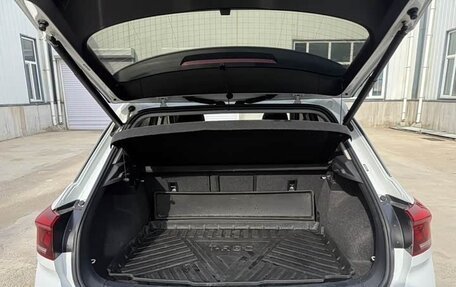 Volkswagen T-Roc I, 2022 год, 1 730 000 рублей, 17 фотография
