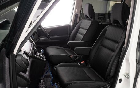 Nissan Serena IV, 2018 год, 1 899 000 рублей, 8 фотография