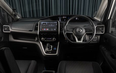 Nissan Serena IV, 2018 год, 1 899 000 рублей, 6 фотография