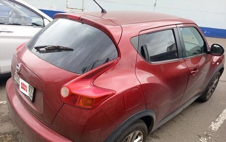 Nissan Juke II, 2011 год, 900 000 рублей, 6 фотография
