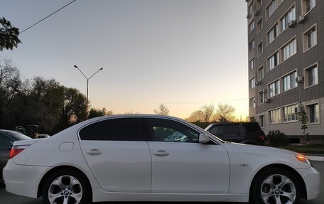 BMW 5 серия, 2007 год, 800 000 рублей, 8 фотография