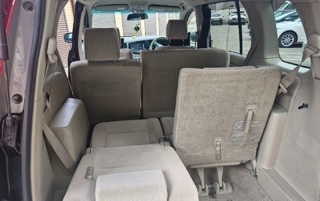 Toyota ISis I, 2008 год, 858 000 рублей, 6 фотография