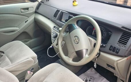 Toyota ISis I, 2008 год, 858 000 рублей, 11 фотография