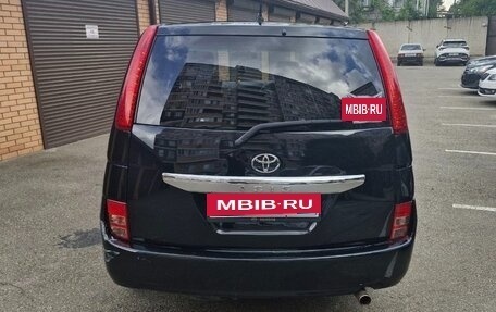 Toyota ISis I, 2008 год, 858 000 рублей, 2 фотография