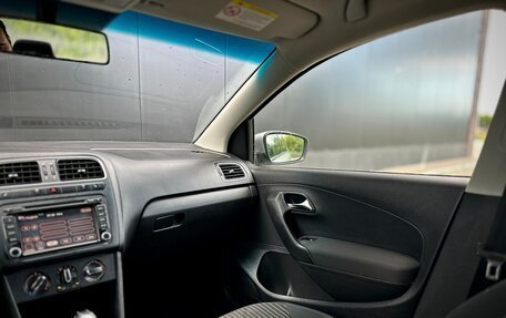 Volkswagen Polo VI (EU Market), 2012 год, 865 000 рублей, 18 фотография