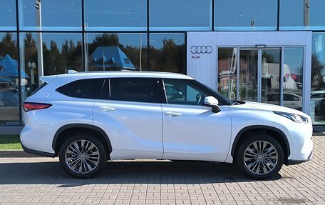 Toyota Highlander, 2026 год, 5 530 000 рублей, 7 фотография
