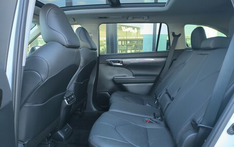 Toyota Highlander, 2026 год, 5 530 000 рублей, 25 фотография