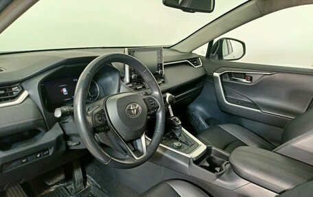 Toyota RAV4, 2020 год, 3 249 000 рублей, 12 фотография