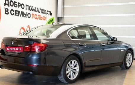 BMW 5 серия, 2011 год, 1 990 000 рублей, 4 фотография
