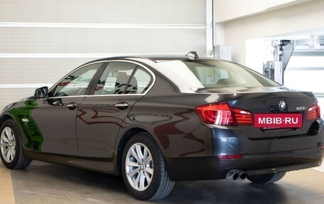 BMW 5 серия, 2011 год, 1 990 000 рублей, 7 фотография