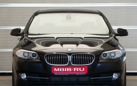BMW 5 серия, 2011 год, 1 990 000 рублей, 2 фотография