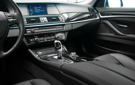 BMW 5 серия, 2011 год, 1 990 000 рублей, 29 фотография