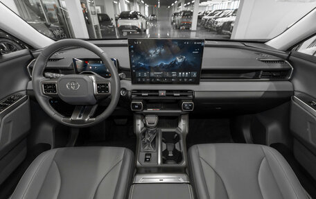Toyota RAV4, 2026 год, 4 300 000 рублей, 8 фотография