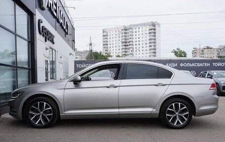Volkswagen Passat B8 рестайлинг, 2017 год, 1 730 000 рублей, 8 фотография