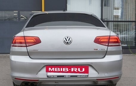 Volkswagen Passat B8 рестайлинг, 2017 год, 1 730 000 рублей, 6 фотография