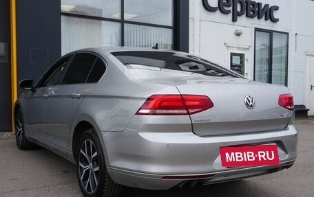 Volkswagen Passat B8 рестайлинг, 2017 год, 1 730 000 рублей, 7 фотография