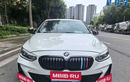 BMW 1 серия, 2022 год, 1 811 327 рублей, 2 фотография