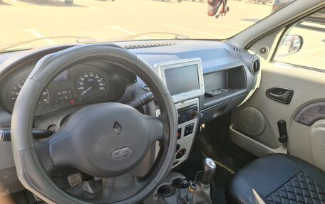 Renault Logan I, 2006 год, 300 000 рублей, 6 фотография