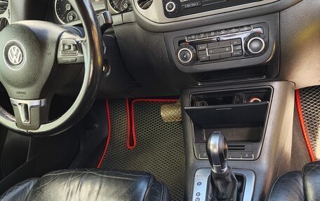 Volkswagen Tiguan I, 2010 год, 900 000 рублей, 32 фотография
