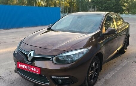 Renault Fluence I, 2014 год, 730 000 рублей, 2 фотография