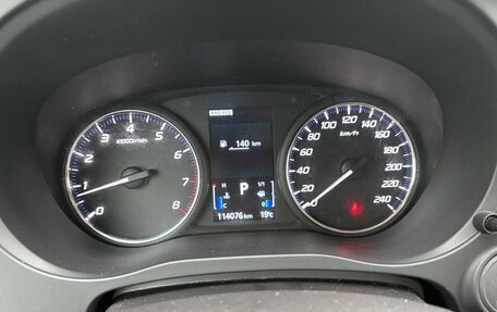 Mitsubishi Outlander III рестайлинг 3, 2018 год, 1 990 000 рублей, 12 фотография