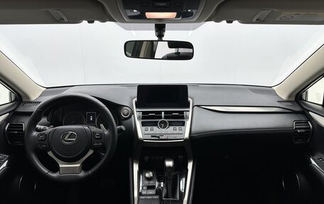 Lexus NX I, 2021 год, 2 700 000 рублей, 10 фотография