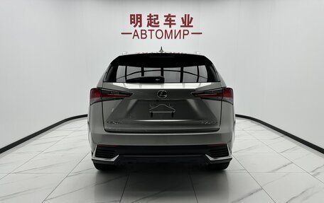 Lexus NX I, 2021 год, 2 700 000 рублей, 6 фотография