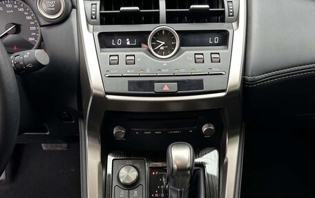 Lexus NX I, 2021 год, 2 700 000 рублей, 14 фотография