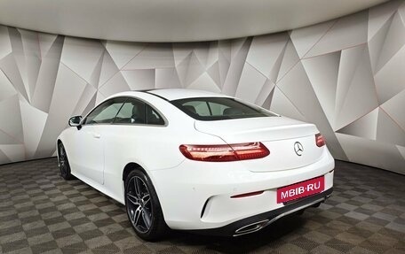 Mercedes-Benz E-Класс, 2019 год, 3 191 000 рублей, 4 фотография