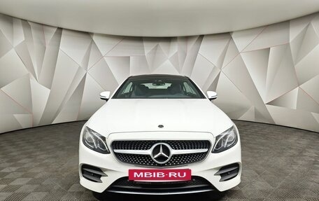 Mercedes-Benz E-Класс, 2019 год, 3 191 000 рублей, 7 фотография