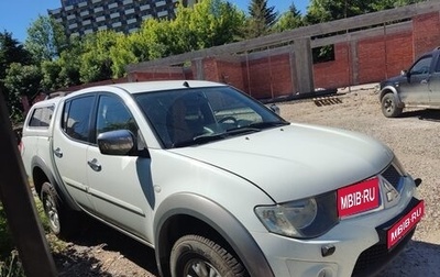 Mitsubishi L200 IV рестайлинг, 2013 год, 1 400 000 рублей, 1 фотография