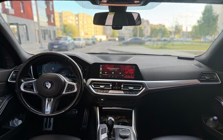 BMW 3 серия, 2021 год, 3 900 000 рублей, 13 фотография