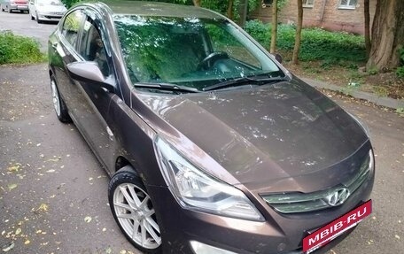Hyundai Solaris II рестайлинг, 2015 год, 899 000 рублей, 2 фотография