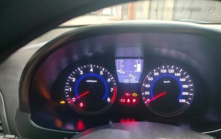 Hyundai Solaris II рестайлинг, 2015 год, 899 000 рублей, 11 фотография