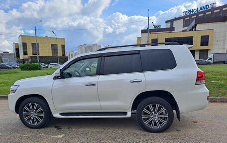 Toyota Land Cruiser 200, 2018 год, 5 990 000 рублей, 10 фотография
