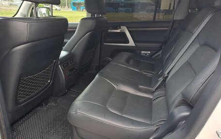Toyota Land Cruiser 200, 2018 год, 5 990 000 рублей, 18 фотография